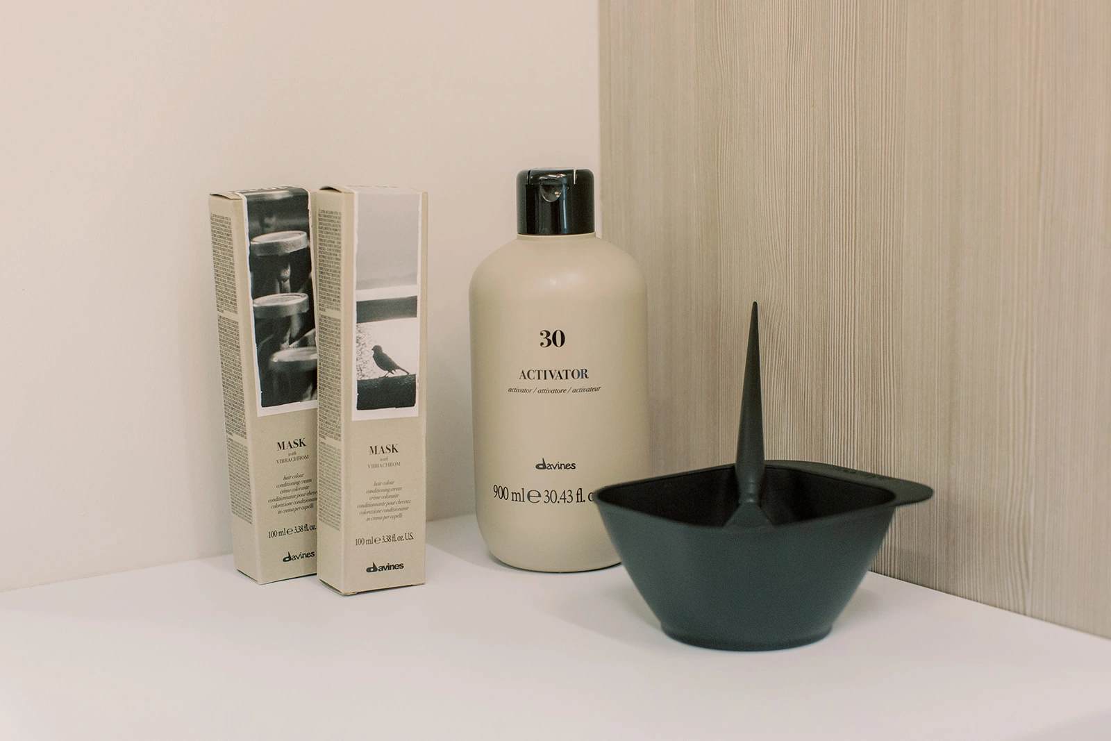 Salon Amiche Davines Color vs. Traditional Hair Color Why Clean Beauty Matters for Your Hair and Scalp