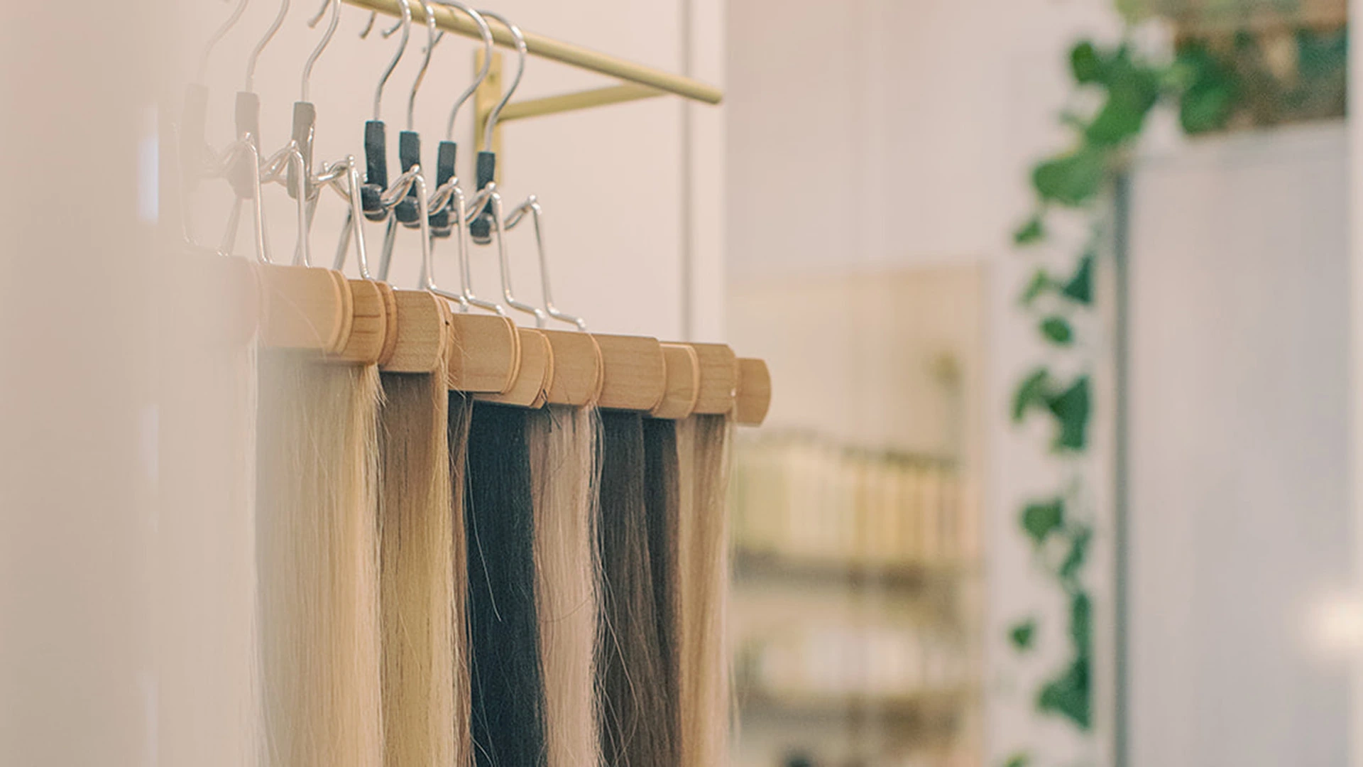 Salon Amiche Hair Extensions in Fort Myers